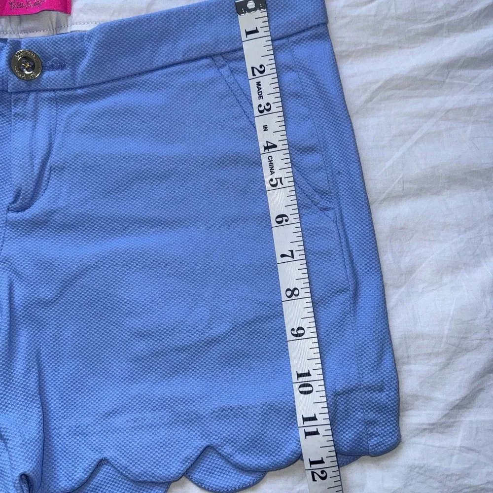 Lilly Pulitzer Periwinkle Scallop-Hem Women's Shorts - Picture 4 of 6